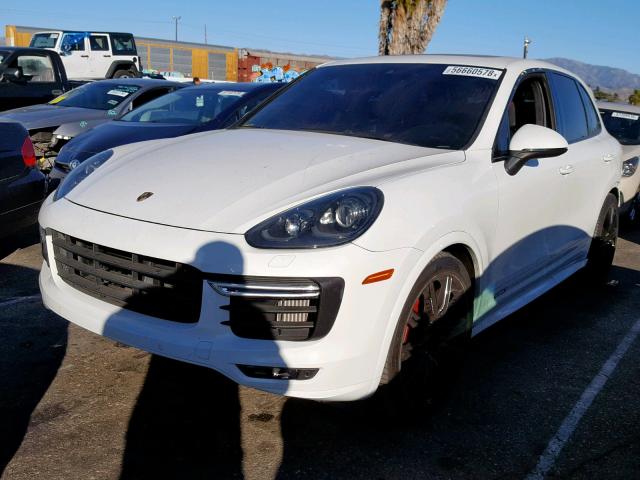 WP1AD2A24GLA70483 - 2016 PORSCHE CAYENNE GT WHITE photo 2