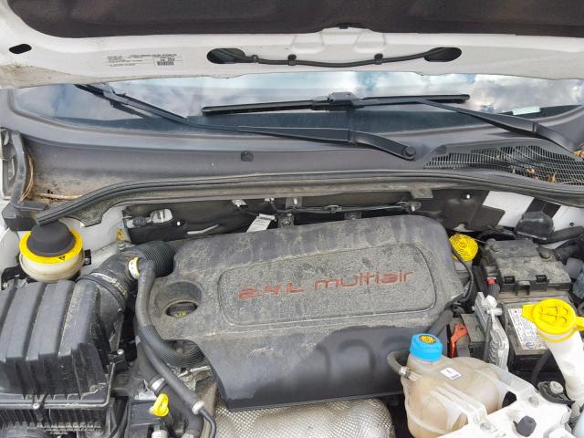 ZFBERFBTXG6C18756 - 2016 RAM PROMASTER 白色 照片 7