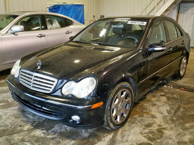 WDBRF87H26F751055 - 2006 MERCEDES-BENZ C 350 4MAT BLACK photo 2