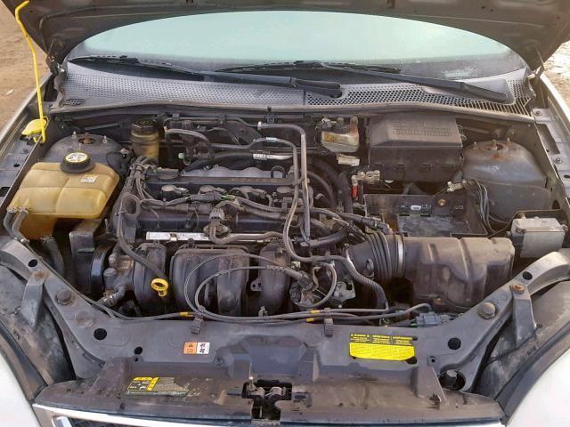 1FAFP34N45W268587 - 2005 FORD FOCUS ZX4 BROWN photo 7