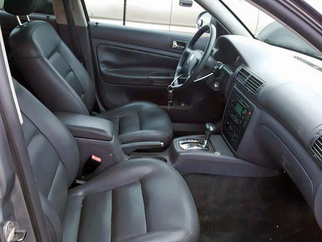 WVWAE63B55E013259 - 2005 VOLKSWAGEN PASSAT GLS GRAY photo 5