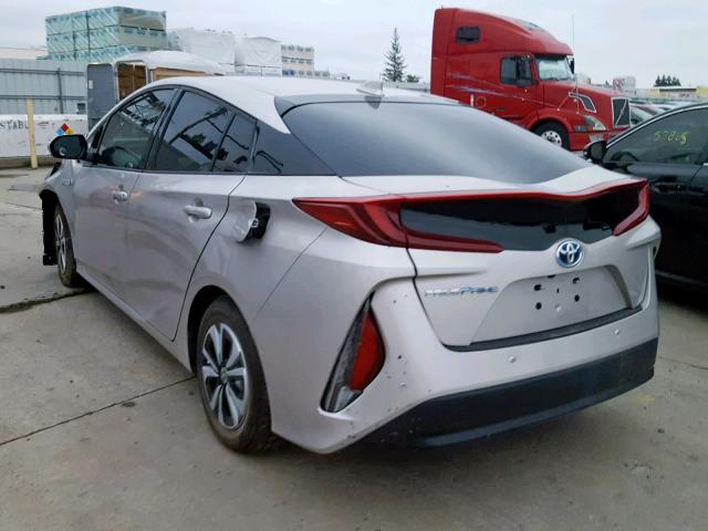 JTDKARFP0H3030107 - 2017 TOYOTA PRIUS PRIM ვერცხლისფერი ფოტო 3