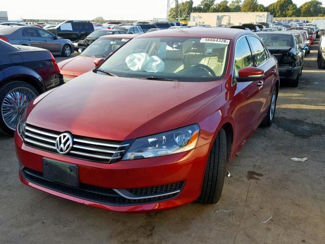 1VWBT7A32FC014813 - 2015 VOLKSWAGEN PASSAT SE RED photo 2