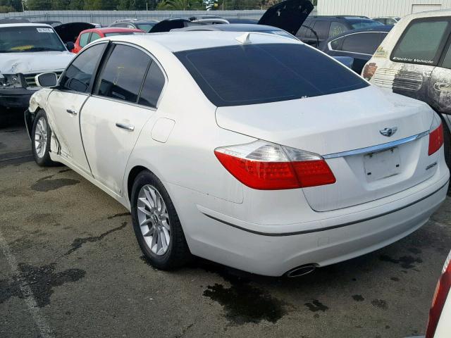 KMHGC4DE5BU117891 - 2011 HYUNDAI GENESIS 3. WHITE photo 3