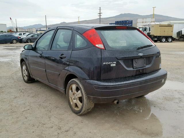 1FAFP37N36W161494 - 2006 FORD FOCUS ZX5 BLACK photo 3