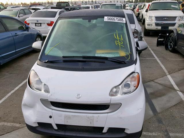 WMEEJ31X29K312145 - 2009 SMART FORTWO PUR TWO TONE photo 9