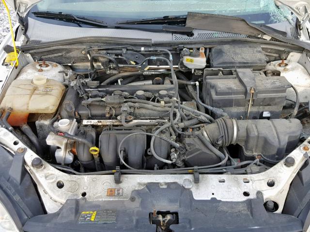 1FAFP34N17W323936 - 2007 FORD FOCUS ZX4 WHITE photo 7