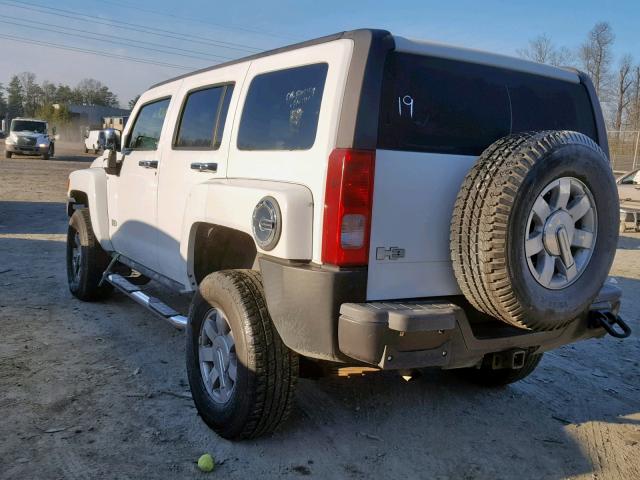 5GTDN13E178193439 - 2007 HUMMER H3 WHITE photo 3