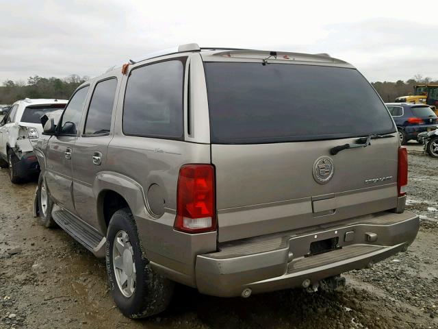 1GYEK63NX2R134646 - 2002 CADILLAC ESCALADE L GOLD photo 3