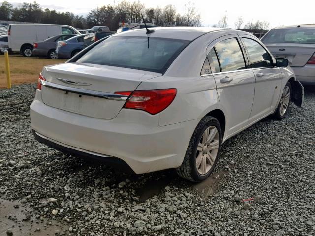 1C3CCBAB6DN698675 - 2013 CHRYSLER 200 LX WHITE photo 4