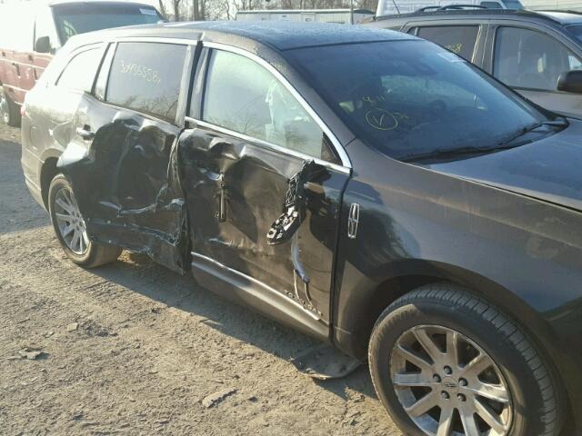 2LMHJ5NK4EBL57033 - 2014 LINCOLN MKT BLACK photo 9