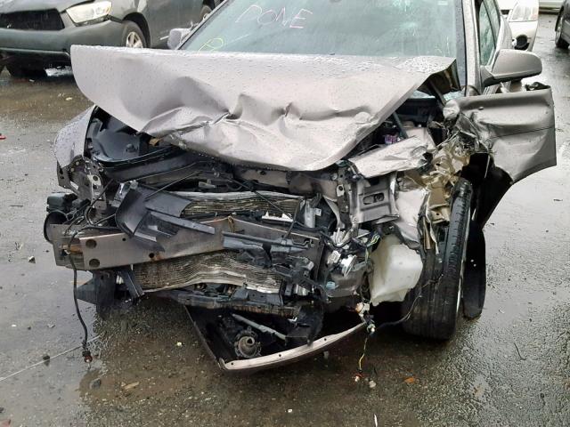 1G1ZE5E18BF289208 - 2011 CHEVROLET MALIBU LTZ ყავისფერი ფოტო 9