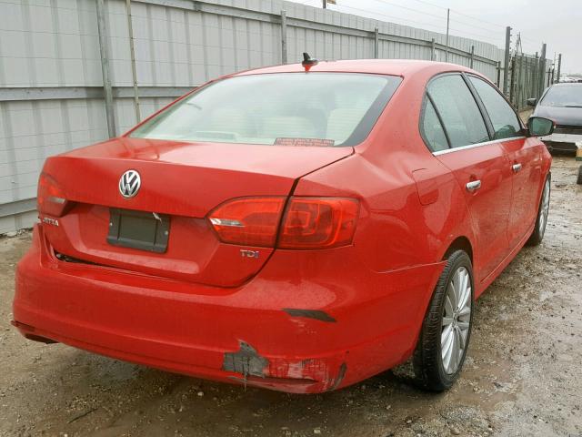 3VWLL7AJ2DM372721 - 2013 VOLKSWAGEN JETTA TDI RED photo 4