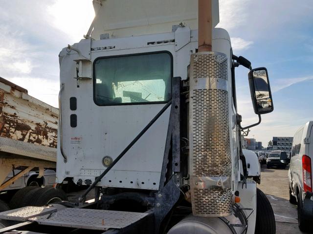 1FUJA6CK39DAL7322 - 2009 FREIGHTLINER CONVENTION WHITE photo 6