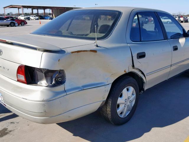 4T1BG12K7TU951037 - 1996 TOYOTA CAMRY DX TAN photo 9