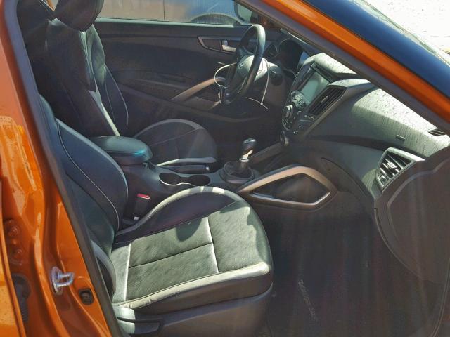 KMHTC6AE3DU151037 - 2013 HYUNDAI VELOSTER T ORANGE photo 5