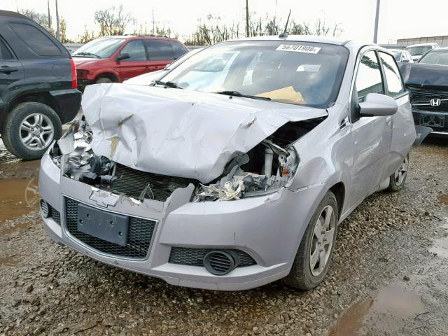KL1TD6DE4AB131343 - 2010 CHEVROLET AVEO LS SILVER photo 2
