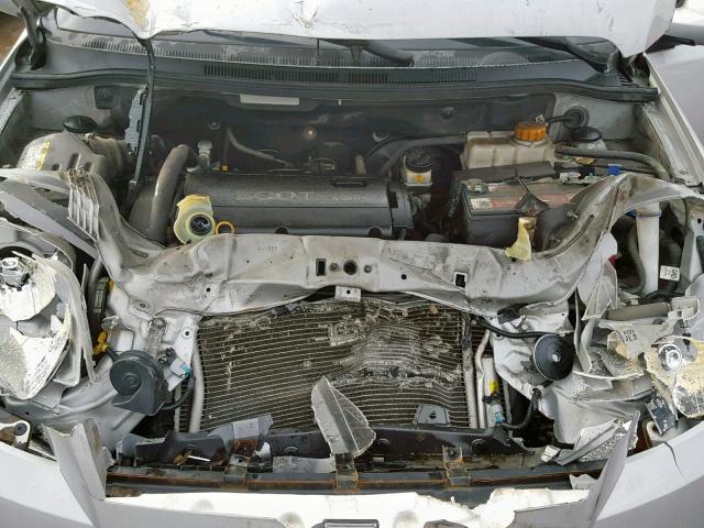 KL1TD6DE4AB131343 - 2010 CHEVROLET AVEO LS SILVER photo 7