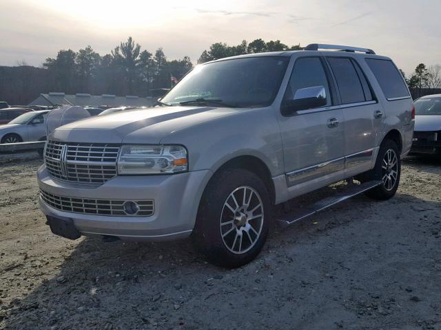 5LMFU28597LJ00075 - 2007 LINCOLN NAVIGATOR 灰色 照片 2