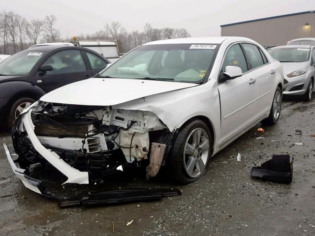 1G1ZD5EUXCF139020 - 2012 CHEVROLET MALIBU 2LT WHITE photo 2