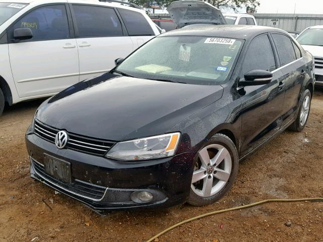 3VWLL7AJXBM091697 - 2011 VOLKSWAGEN JETTA TDI BLACK photo 2