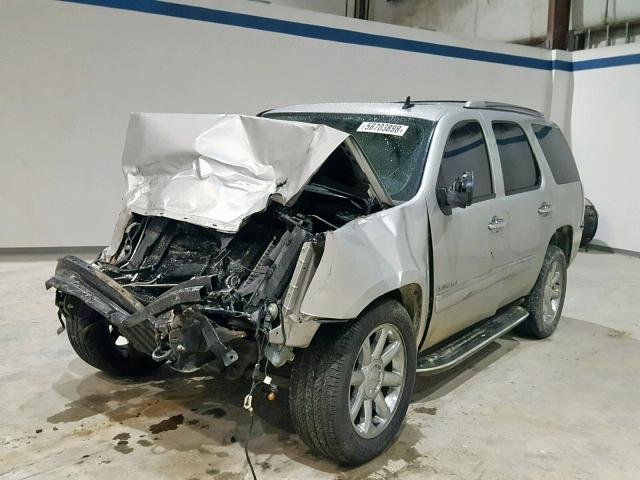 1GKS2EEF3BR283932 - 2011 GMC YUKON DENA SILVER photo 2