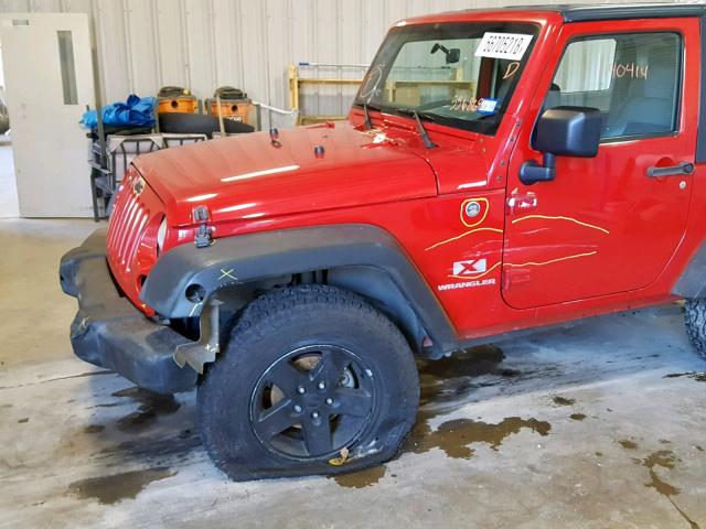 1J4FA24128L556868 - 2008 JEEP WRANGLER X RED photo 9