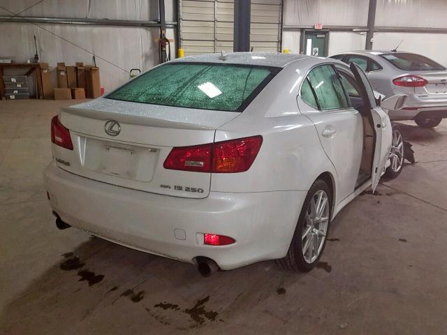 JTHCK262772013076 - 2007 LEXUS IS 250 WHITE photo 4