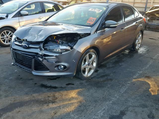 1FADP3J2XEL237184 - 2014 FORD FOCUS TITA SILVER photo 2