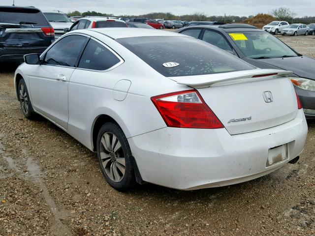 1HGCS127X8A013935 - 2008 HONDA ACCORD EX WHITE photo 3