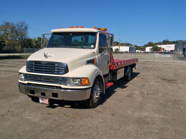 2FZAAHBW32AJ64838 - 2002 STERLING TRUCK M 6500 WHITE photo 1