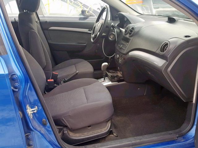 KL1TD5DE4AB125598 - 2010 CHEVROLET AVEO LS BLUE photo 5
