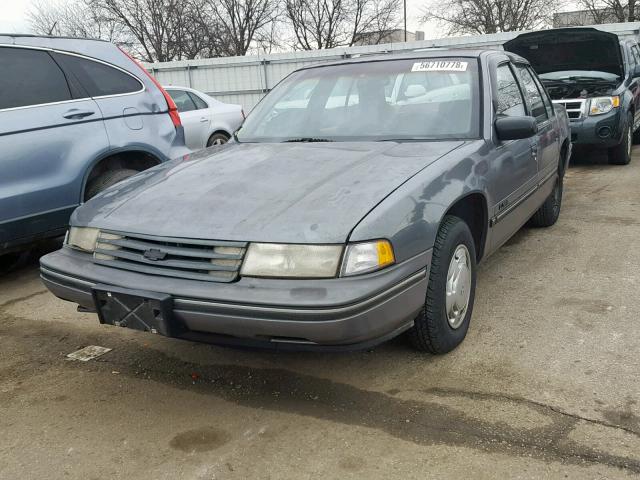 2G1WL54T4R9113495 - 1994 CHEVROLET LUMINA GRAY photo 2