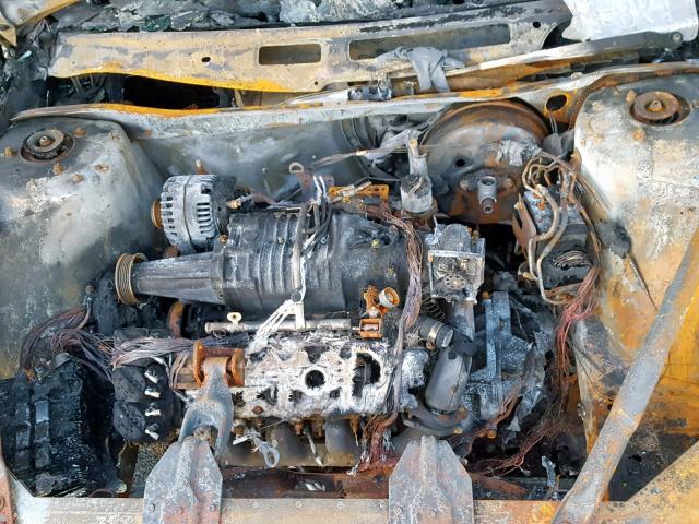 2G2WR544741213536 - 2004 PONTIAC GRAND PRIX SILVER photo 7