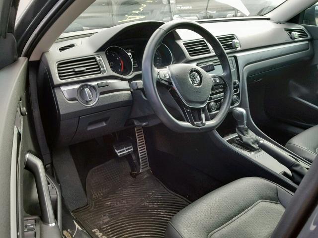 1VWDT7A31HC031517 - 2017 VOLKSWAGEN PASSAT R-L GRAY photo 9