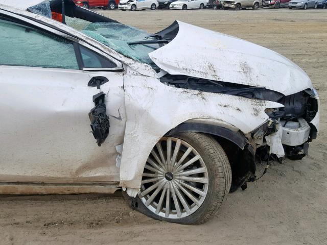 3LN6L5E95HR606357 - 2017 LINCOLN MKZ RESERV WHITE photo 9