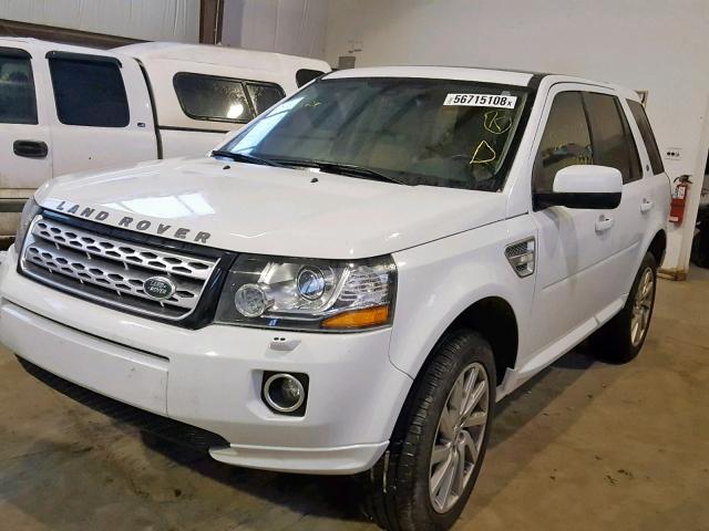 SALFR2BG0DH335619 - 2013 LAND ROVER LR2 HSE WHITE photo 2