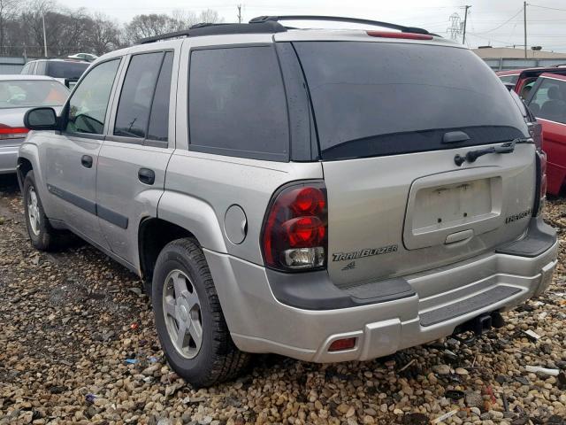 1GNDT13S642354456 - 2004 CHEVROLET TRAILBLAZE SILVER photo 3