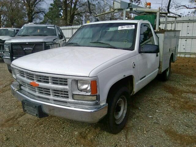 1GBGC34R8YR224127 - 2000 CHEVROLET C3500 WHITE photo 2