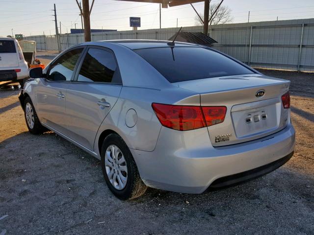 KNAFU4A28C5596243 - 2012 KIA FORTE EX SILVER photo 3