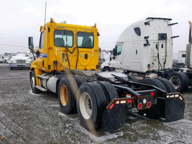 1FUJGEDV5DSBU6516 - 2013 FREIGHTLINER CASCADIA 1 YELLOW photo 3