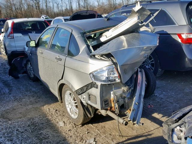 1FAHP35NX8W178422 - 2008 FORD FOCUS SE SILVER photo 3