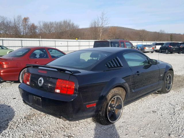 1ZVFT82H065194167 - 2006 FORD MUSTANG GT BLACK photo 4