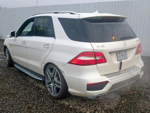 4JGDA7EB1DA212791 - 2013 MERCEDES-BENZ ML 63 AMG WHITE photo 3