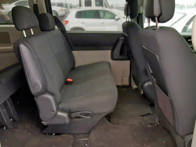 2D4RN4DE2AR454105 - 2010 DODGE CARAVAN BROWN photo 6