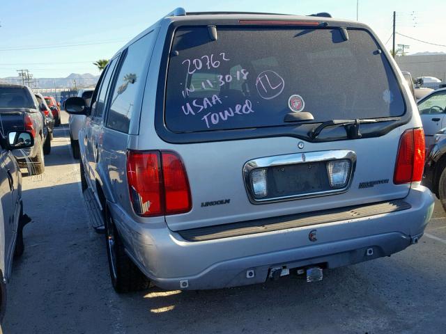 5LMEU27A1YLJ25578 - 2000 LINCOLN NAVIGATOR 银色 照片 3