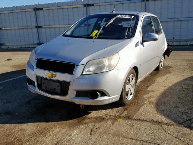 KL1TD66EX9B302900 - 2009 CHEVROLET AVEO LS SILVER photo 2