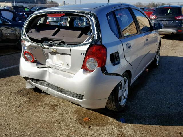 KL1TD66EX9B302900 - 2009 CHEVROLET AVEO LS SILVER photo 4