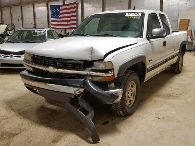 1GCEK19T82E304671 - 2002 CHEVROLET SILVERADO WHITE photo 2