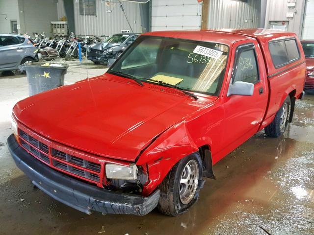 1B7FL26X4TW700588 - 1996 DODGE DAKOTA RED photo 2